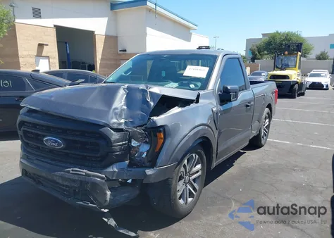 2023 Ford F-150 Xl z USA, uszkodzony, nr VIN 1FTMF1C54PKD82383